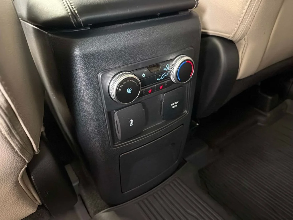 Used 2023 White Ford Limited image 17