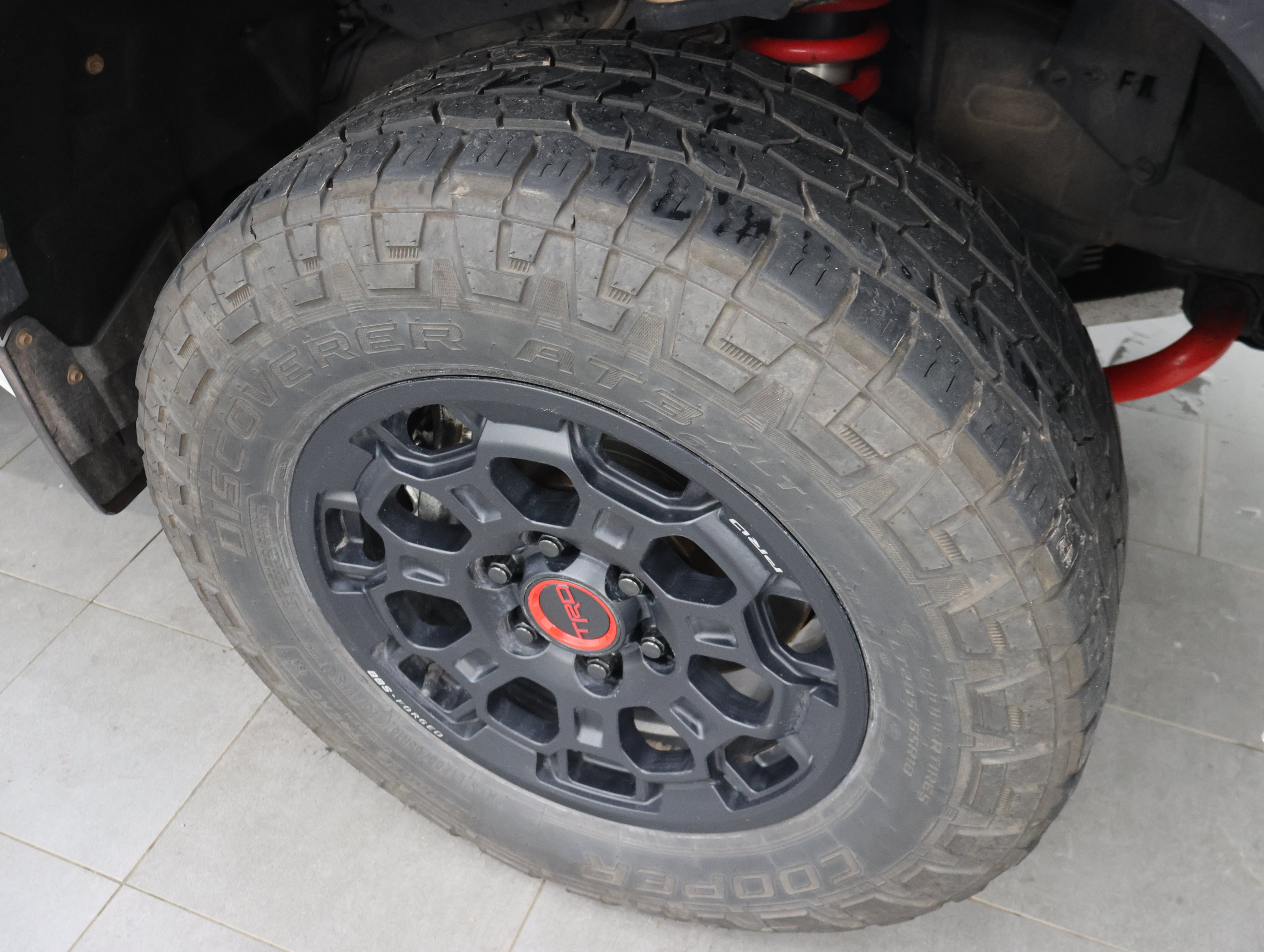 Used 2023 Ice Cap Toyota 4x4 CrewMax TRD Pro Hybrid: CREWMAX-SHORT-TRD PRO HYBRID-PANO-ADAPTIVE CRUISE-360 CAM-1 OWNER image 3