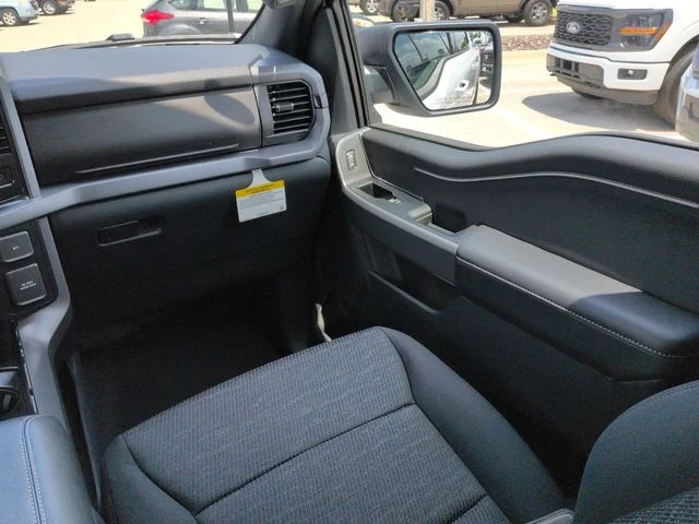 New 2026 White Ford XLT image 17