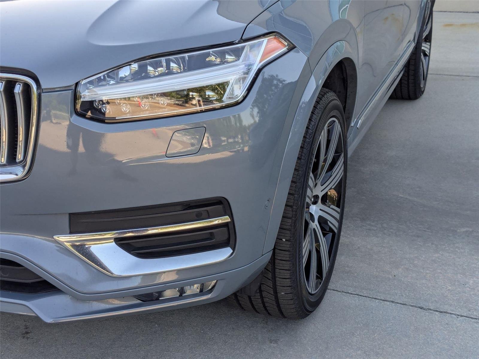 Used 2020 Thunder Grey Metallic Volvo Inscription image 25