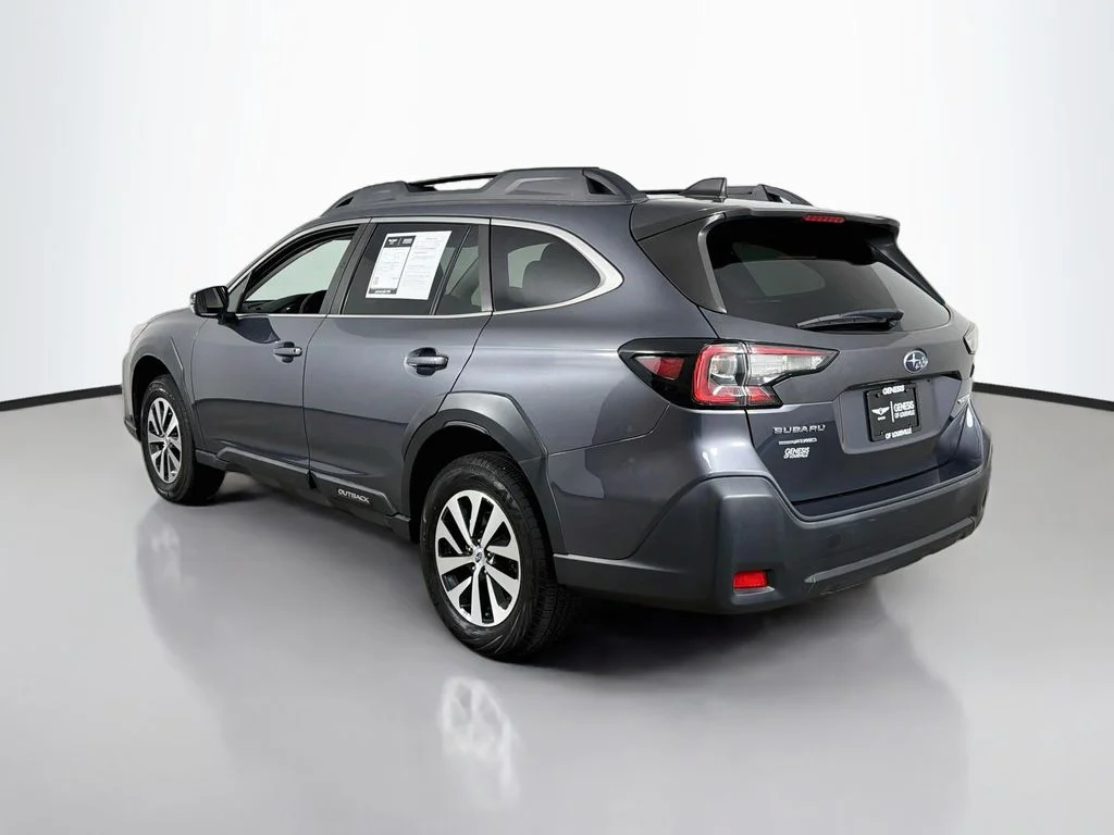 Used 2023 Magnetite Gray Metallic Subaru Premium image 5