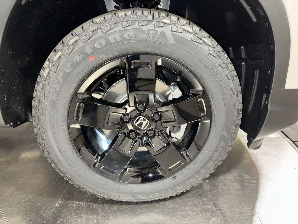 New 2026 Platinum White Pearl Honda Black Edition image 17
