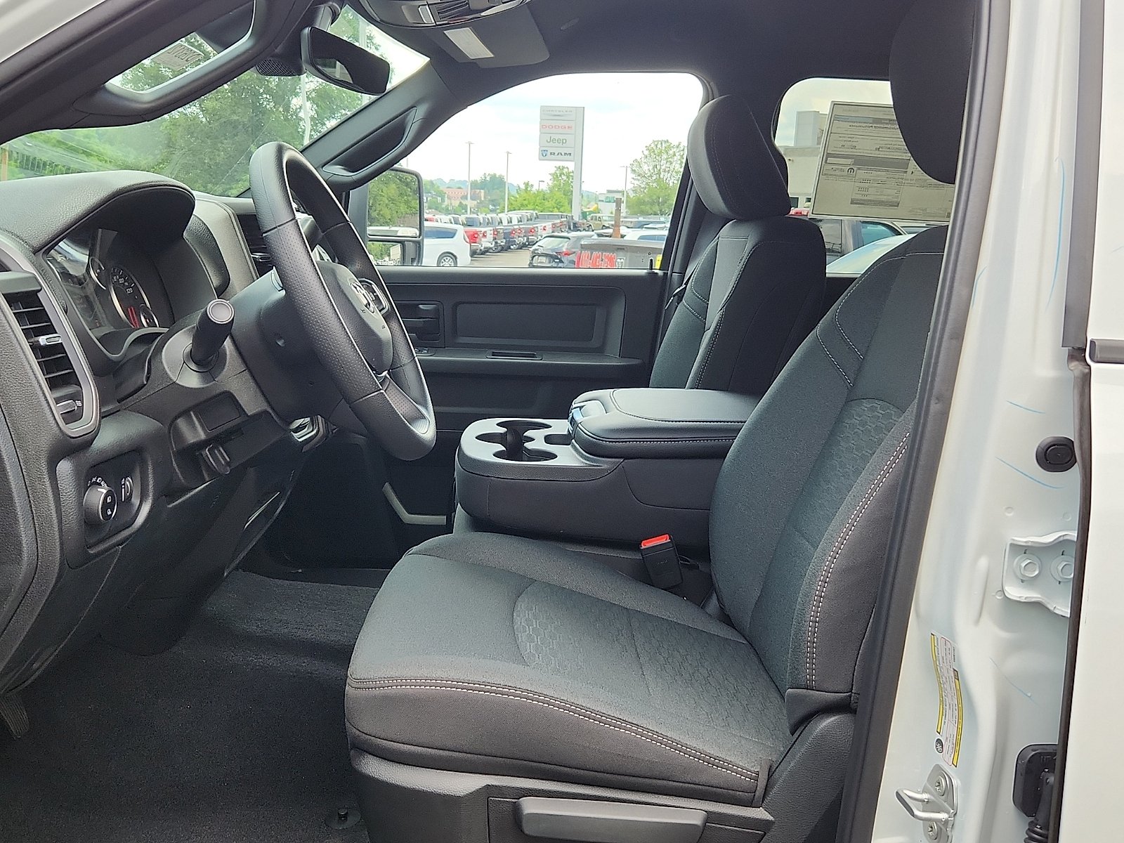 New 2026 Bright White Clear-Coat Exterior Paint RAM Black Express Crew Cab 4x4 8" Box image 11