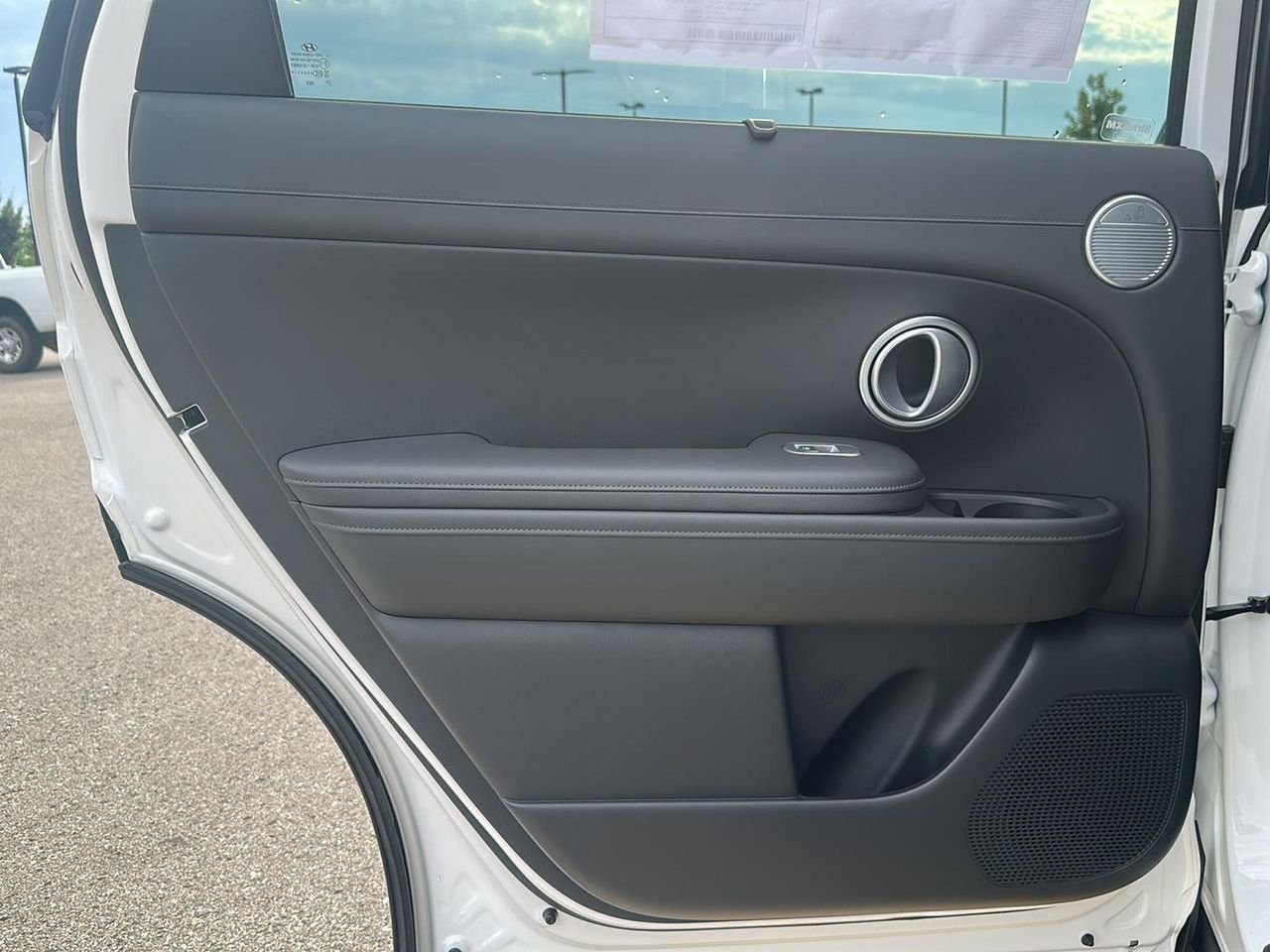 New 2026 Creamy White Pearl Hyundai SEL Premium AWD image 31