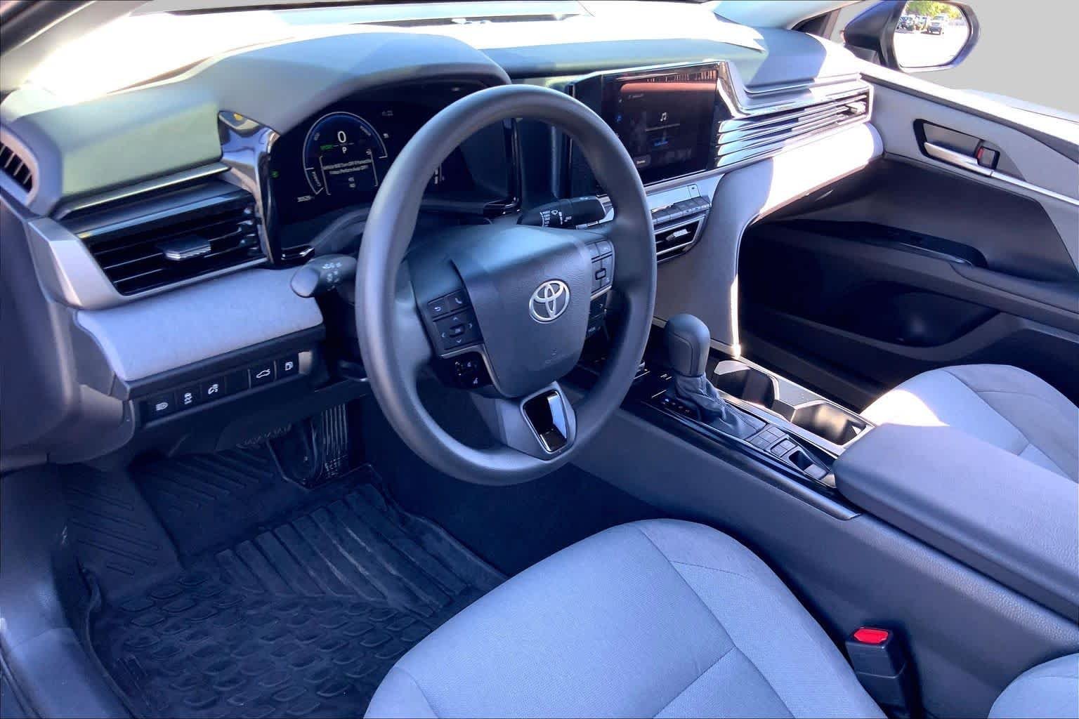 Used 2025 Midnight Black Metallic Toyota LE image 15
