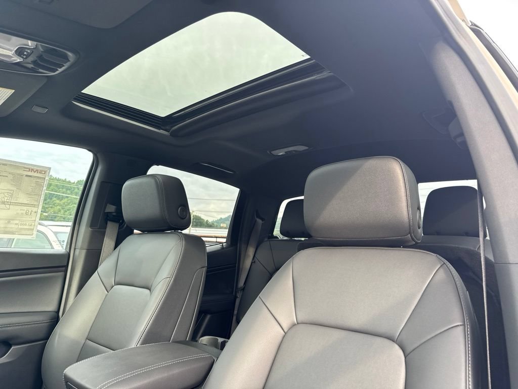2026 GMC Canyon Elevation - Photo 9