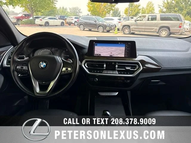 Used 2022  BMW xDrive30i image 15