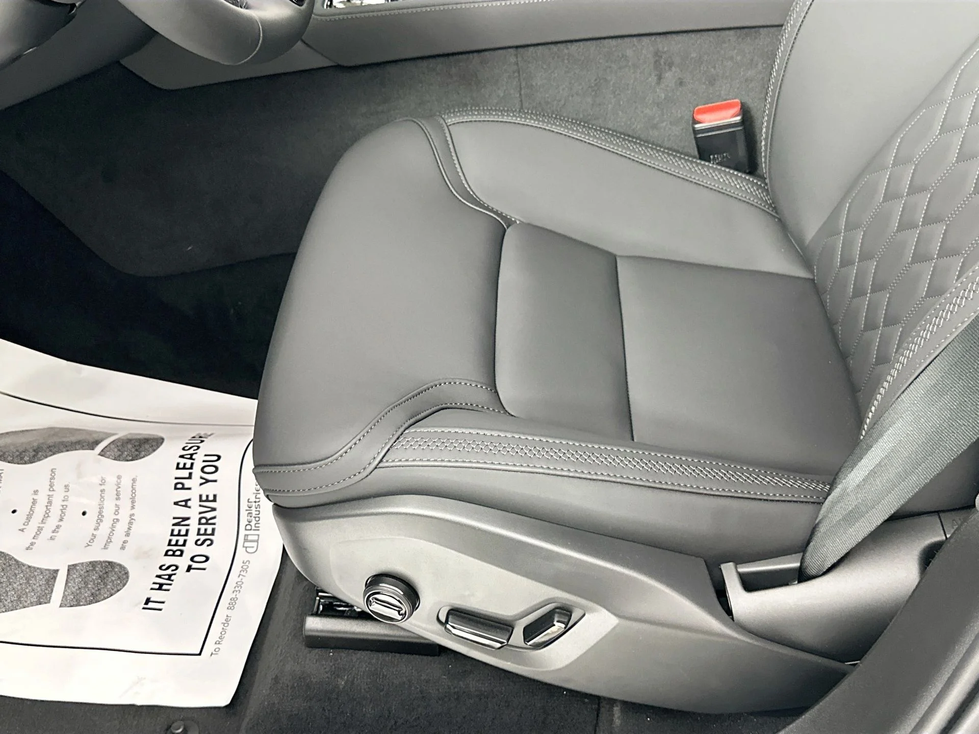 2026 Volvo XC90 Core - Photo 19