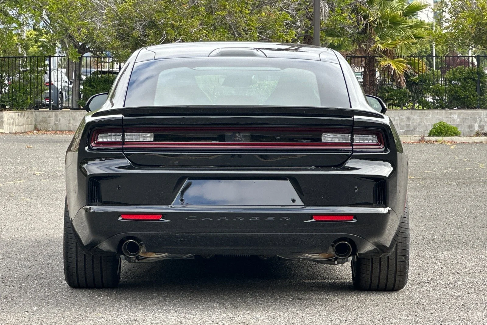 New 2026 Diamond Black Crystal Pearlcoat Dodge R/T Scat Pack image 4