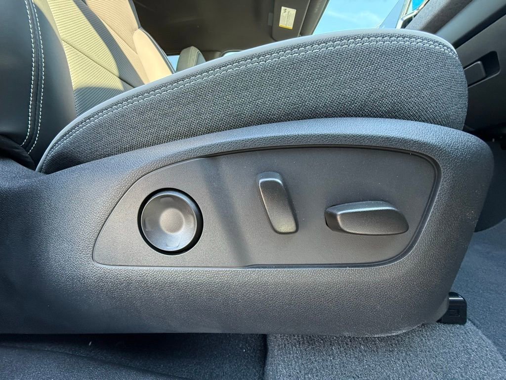 2026 GMC Sierra EV Elevation - Photo 13