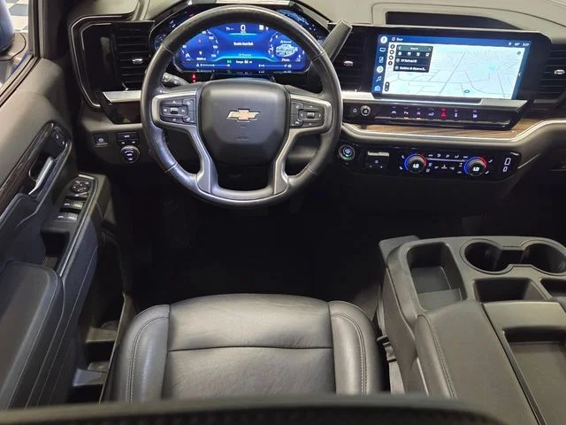 Used 2022 Blue Chevrolet LT image 7