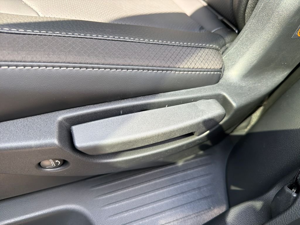 New 2026 Nissan Pathfinder SL 4D Sport Utility