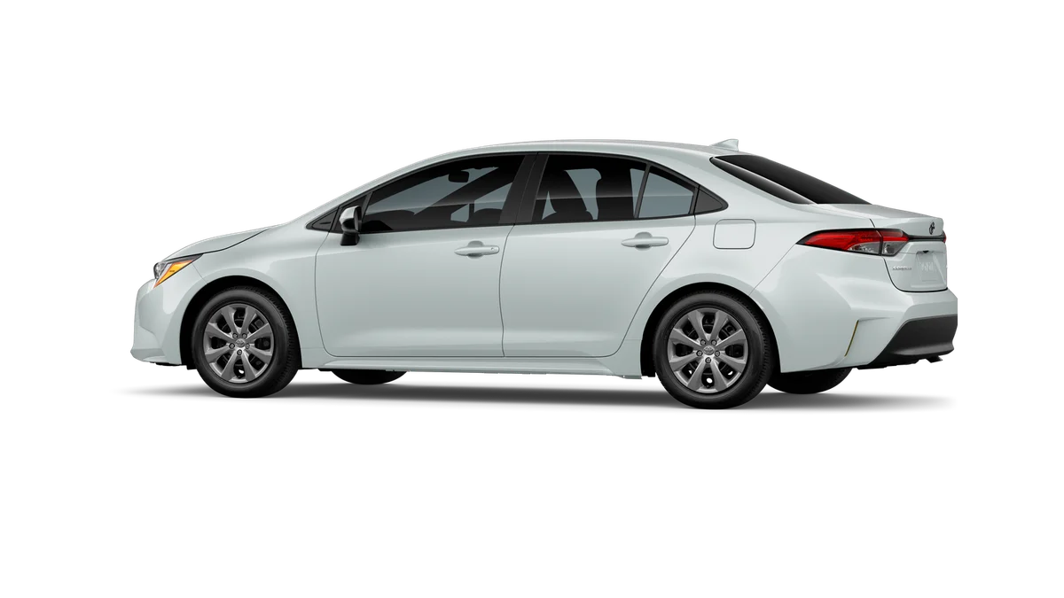 New 2026 Wind Chill Pearl Toyota LE image 5