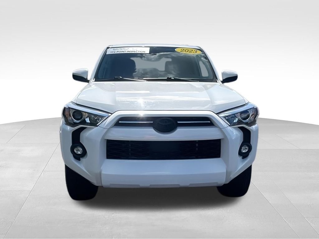 Used 2023 White Toyota SR5 image 3