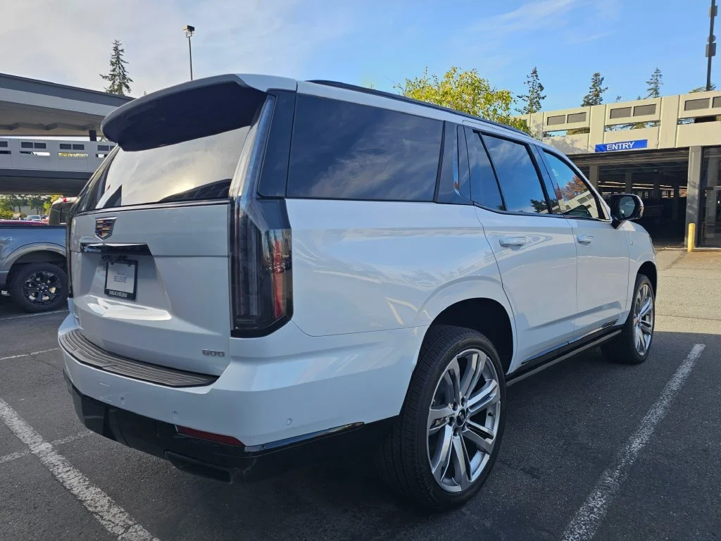 2026 Cadillac Escalade Platinum Sport - Photo 7