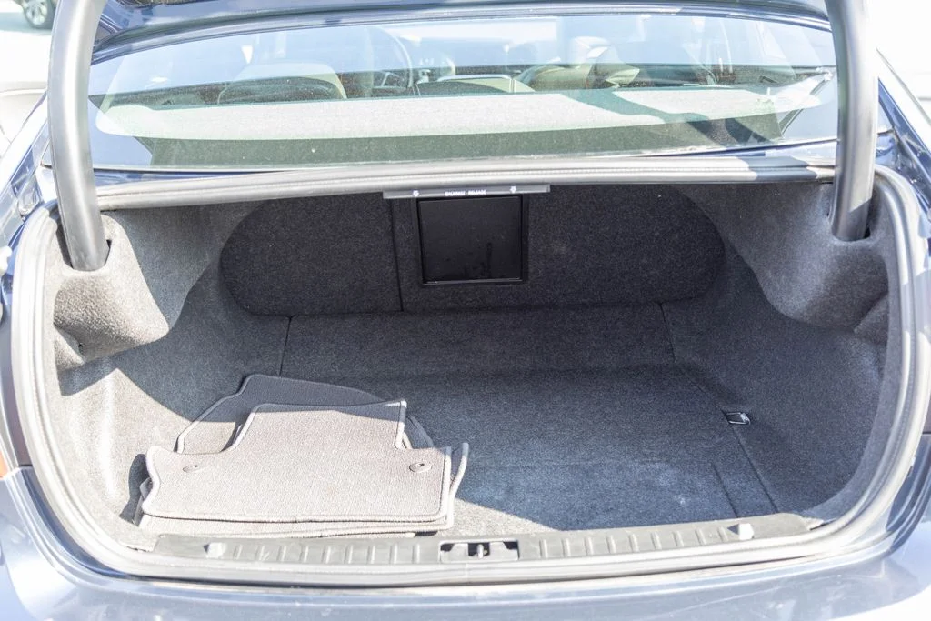 Used 2015 Blue Volvo T5 Premier image 27