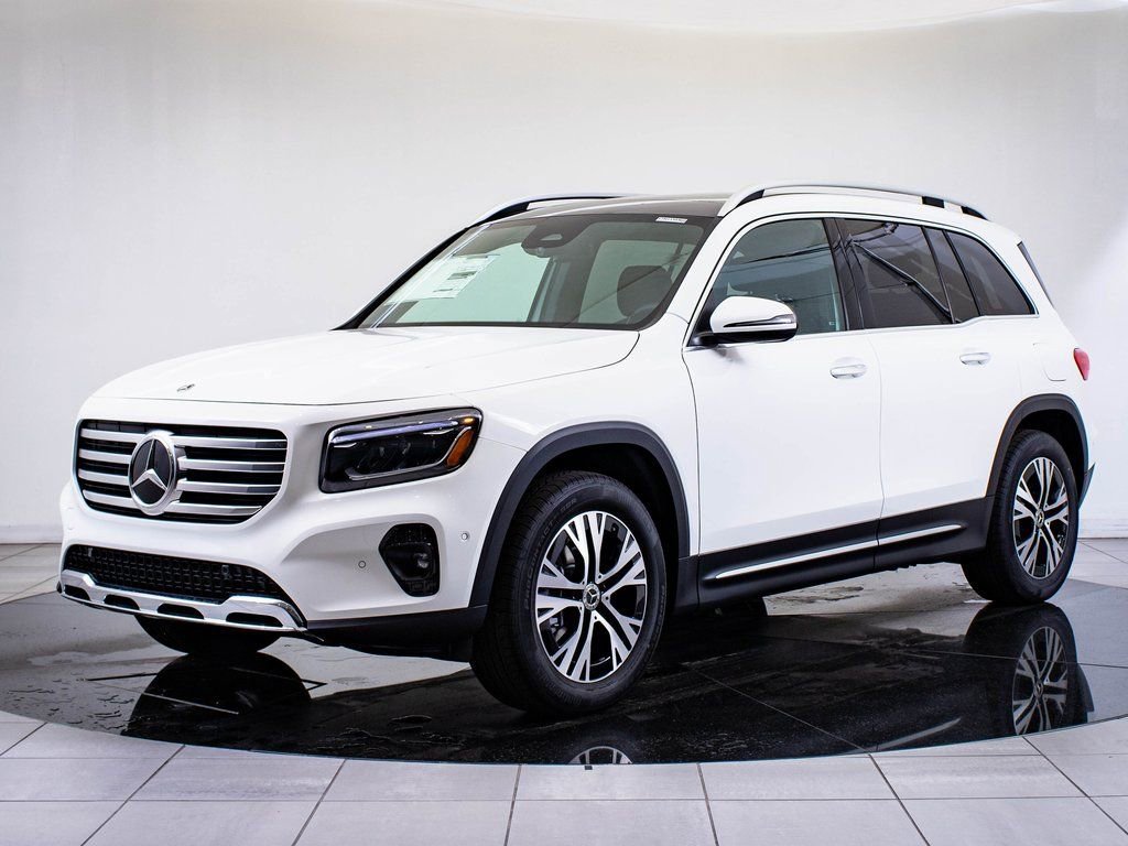 2026 Mercedes-Benz GLB GLB 250 4MATIC's photo