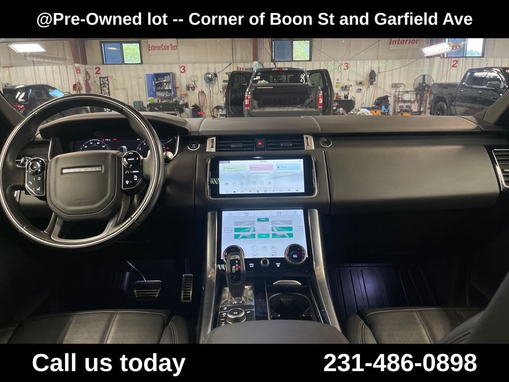 Used 2019  Land Rover HSE Dynamic image 17