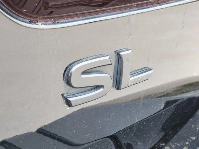 Used 2023 Super Black Nissan SL 4x2 image 11
