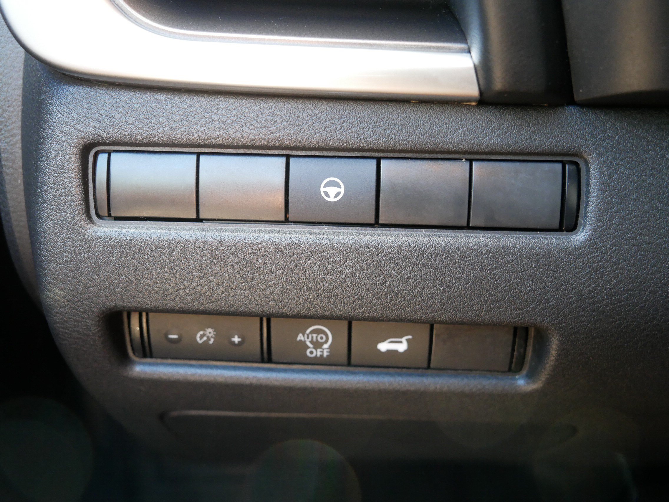 Used 2023 Boulder Gray Pearl/Super Black Nissan SV image 26