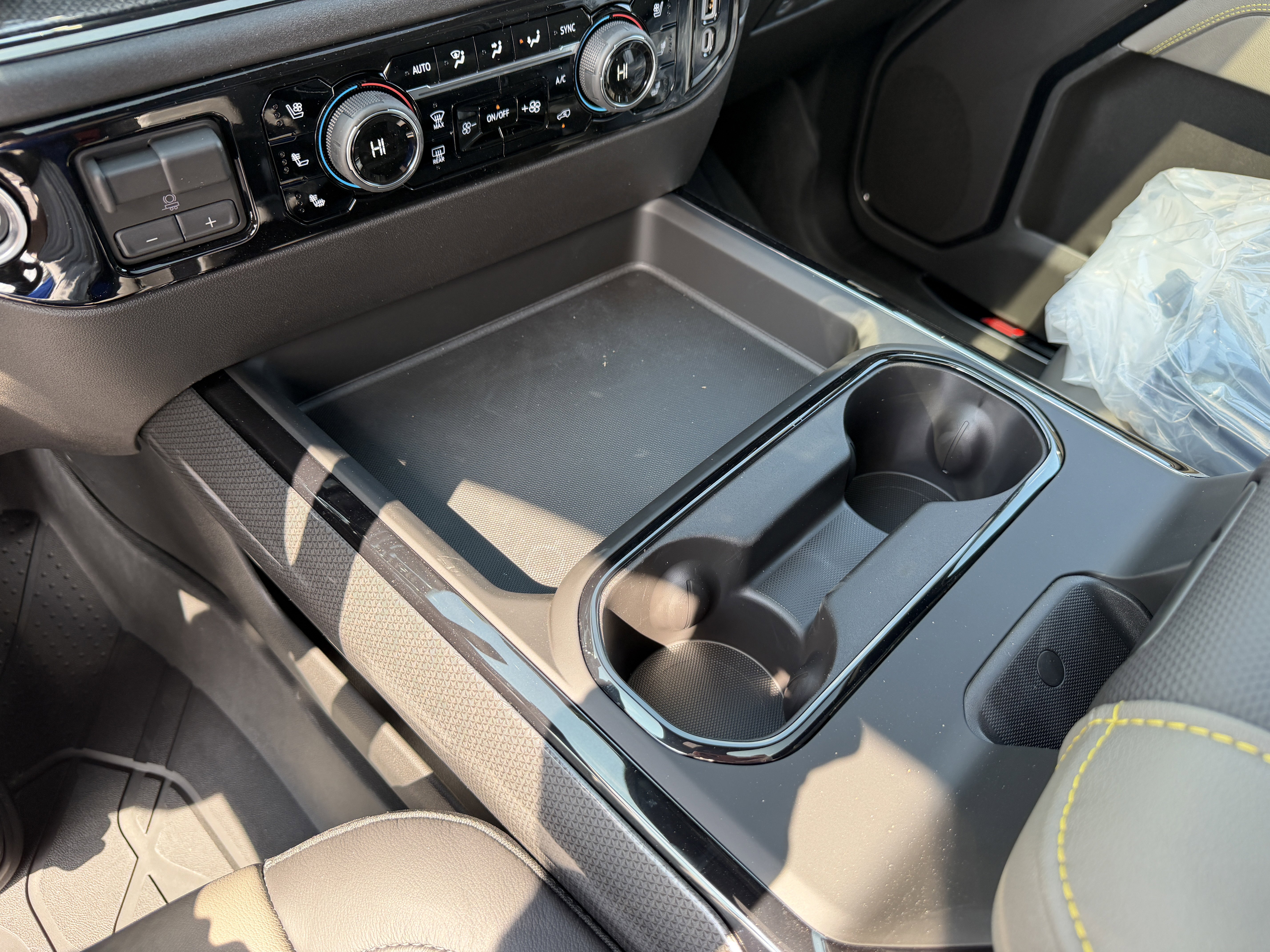 2026 Chevrolet Silverado 2500 HD ZR2 - Photo 26