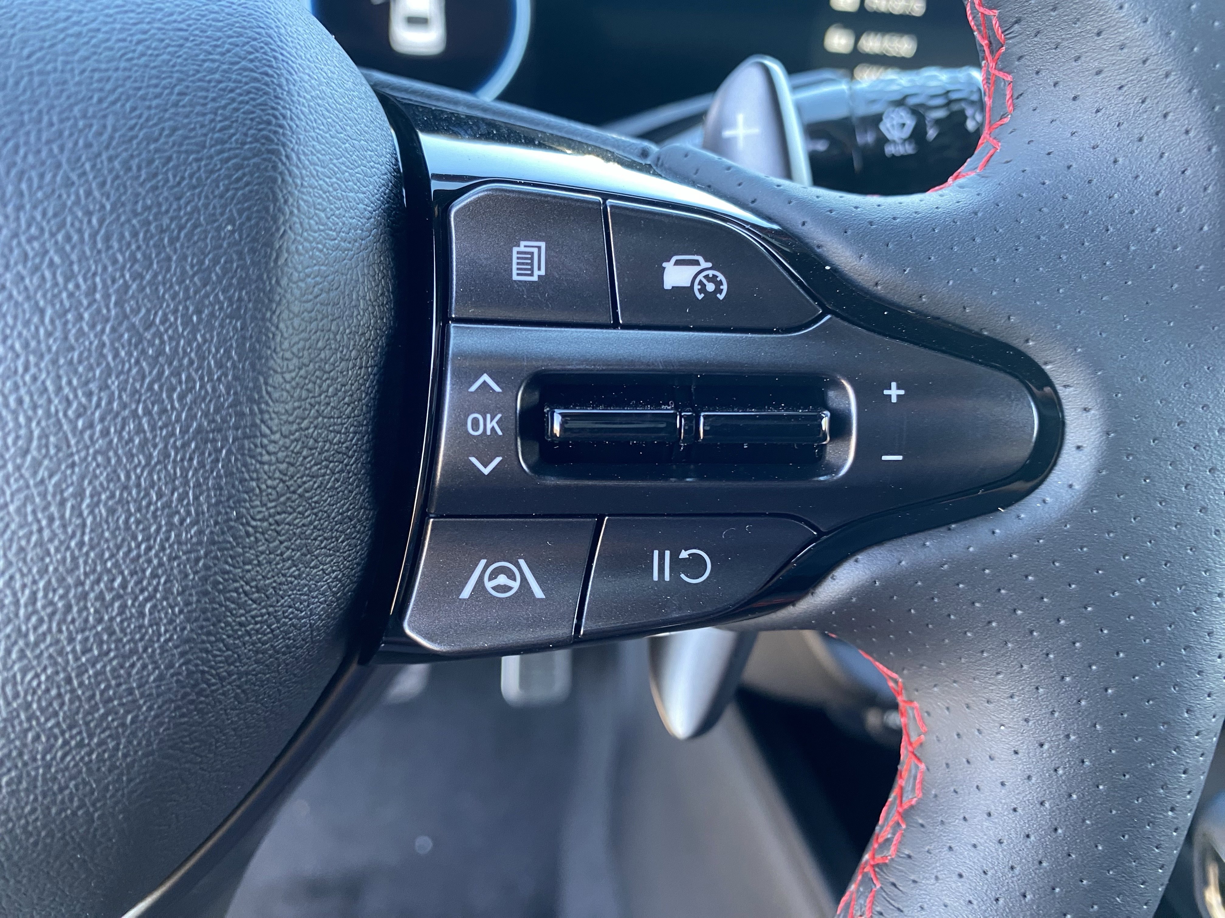 2025 Hyundai Elantra N Line - Photo 28