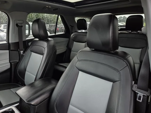 Used 2024 White Ford XLT image 30