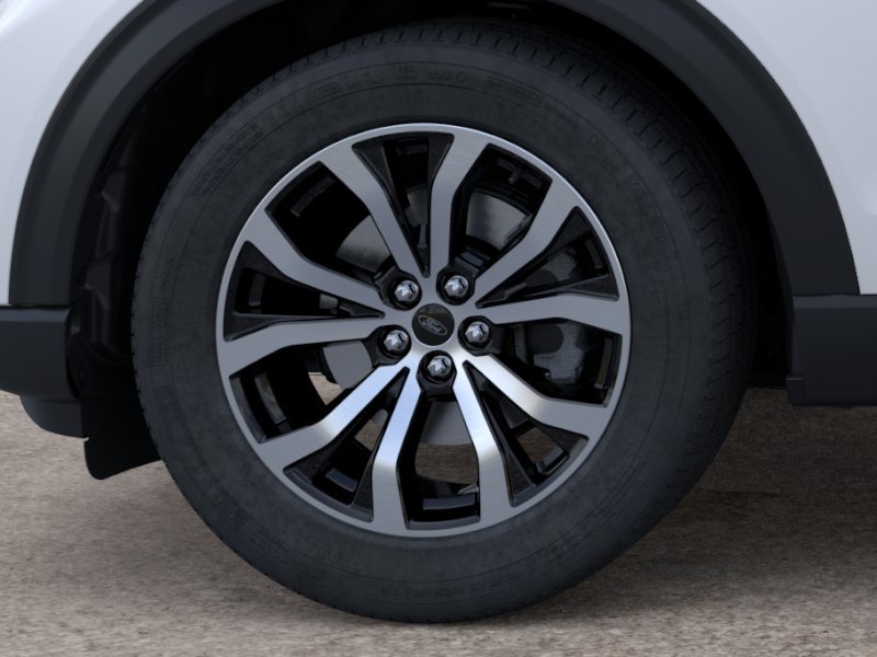 New 2026 Star White Metallic Tri-Coat Ford ST-Line image 19