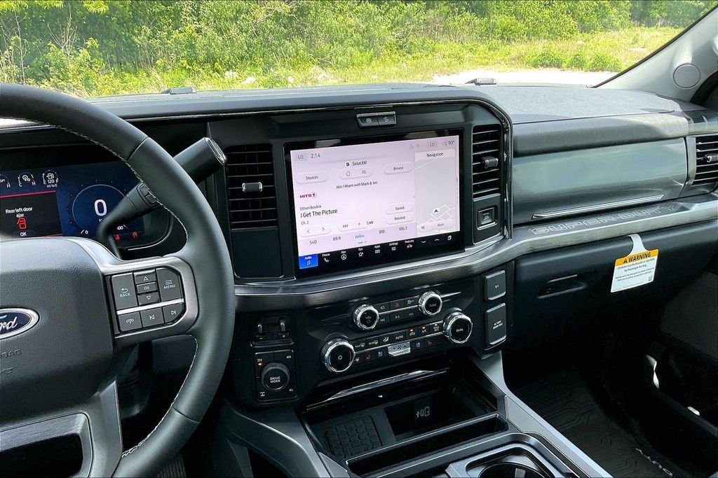 New 2026 Ford Super Duty F-250 Lariat 4D Crew Cab