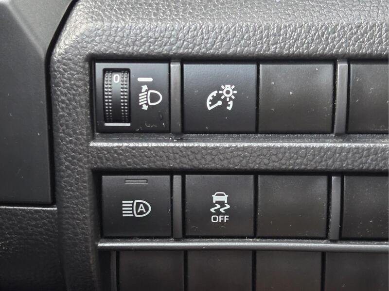 Used 2025 Black TOYOTA SR DOUBLE CAB 5