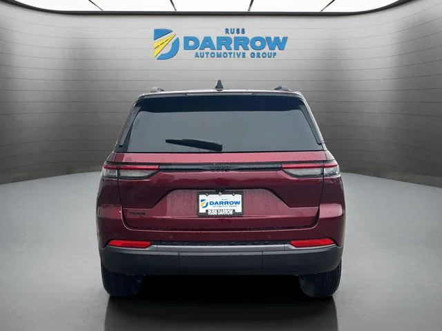 New 2026 Velvet Red Pearl-Coat Exterior Paint Jeep Altitude image 4