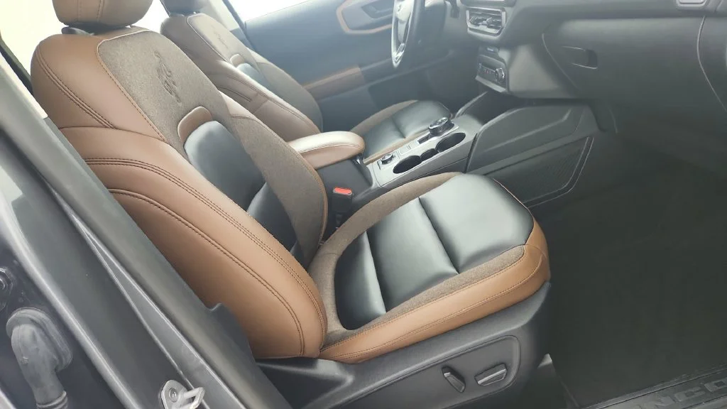 Used 2025  Ford Outer Banks image 29