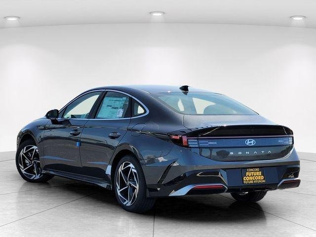 New 2026 Gray Hyundai SEL Sport image 5