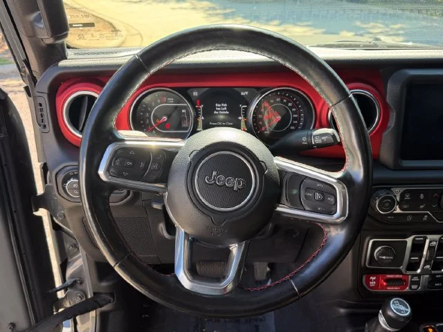 Used 2020 Sting-Gray Clearcoat Jeep Rubicon image 17
