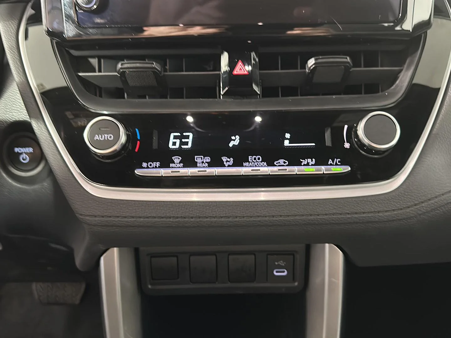 Used 2024 Jet Black Toyota Hybrid S image 17