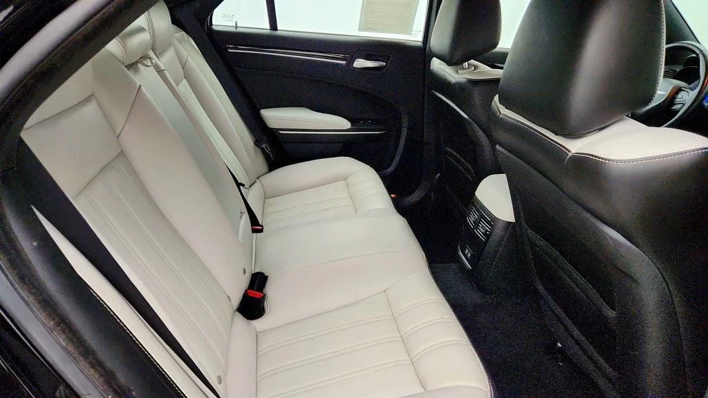 Used 2020 Gloss Black Chrysler 300S AWD image 24
