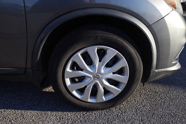 Used 2016 Gun Metallic Nissan S image 14