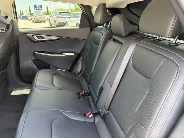 New 2026 Glacial White Pearl Kia WIND image 21