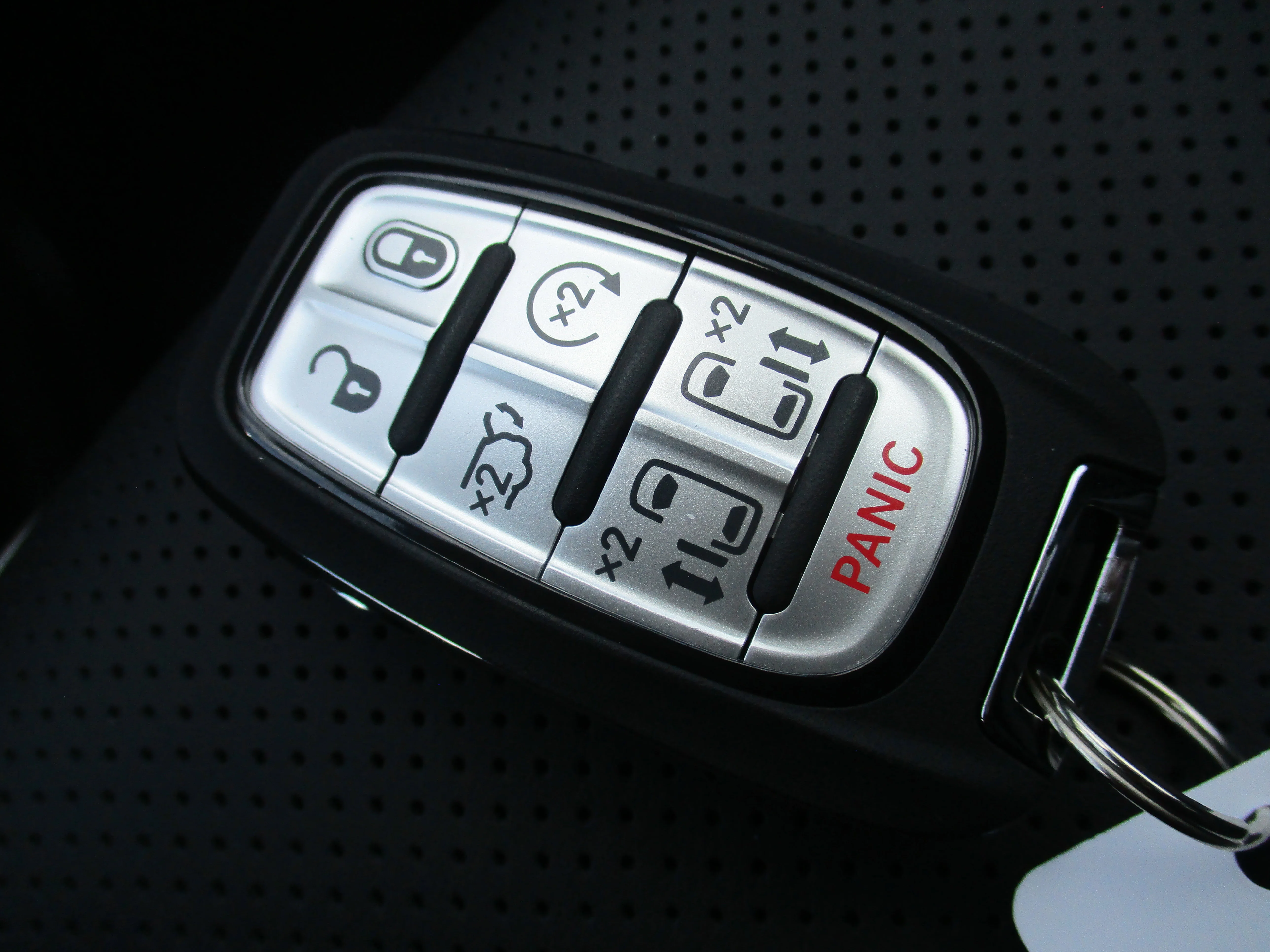 2025 Chrysler Pacifica Limited - Photo 33