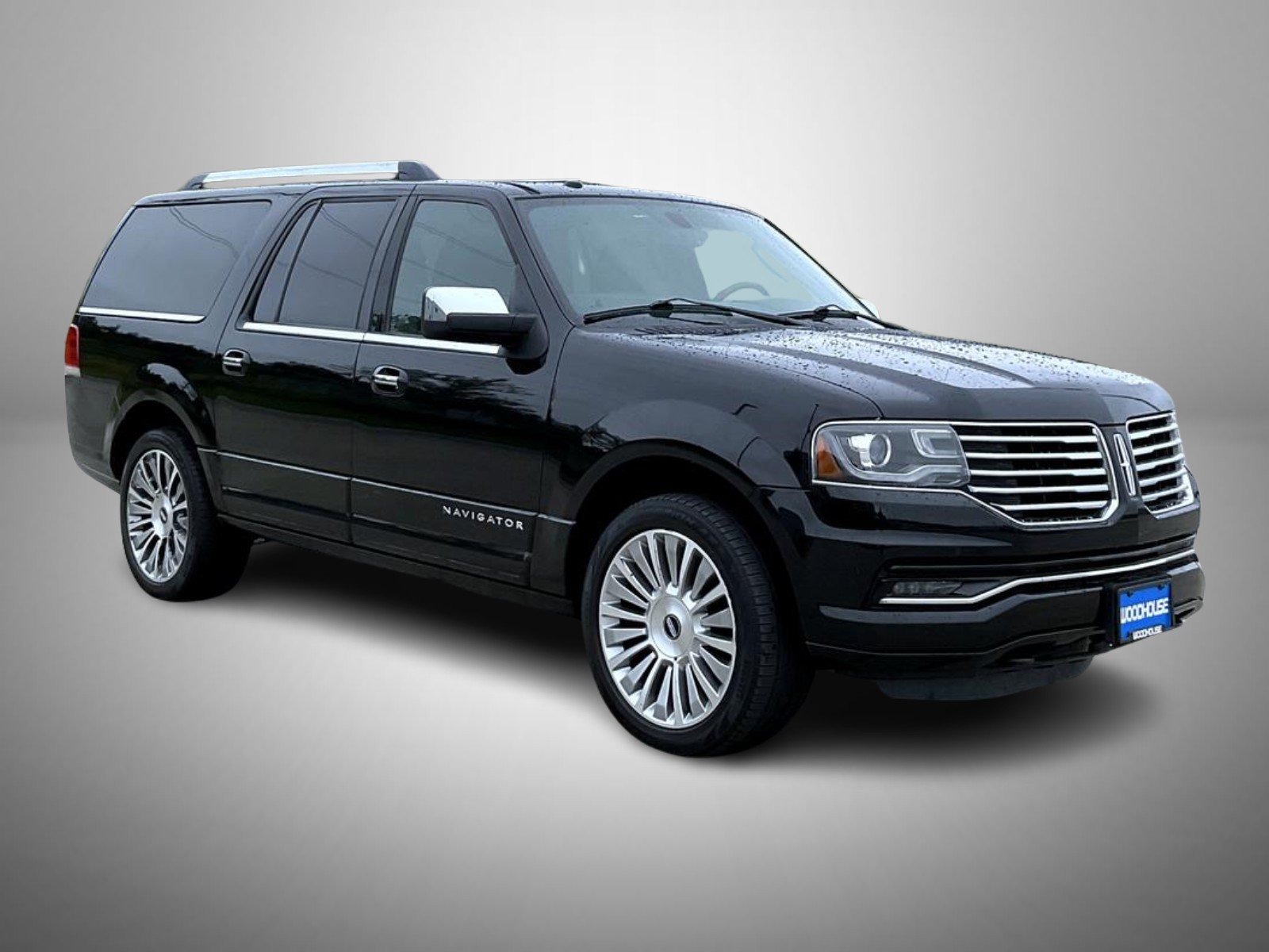 Used 2015 Black Lincoln Base image 3