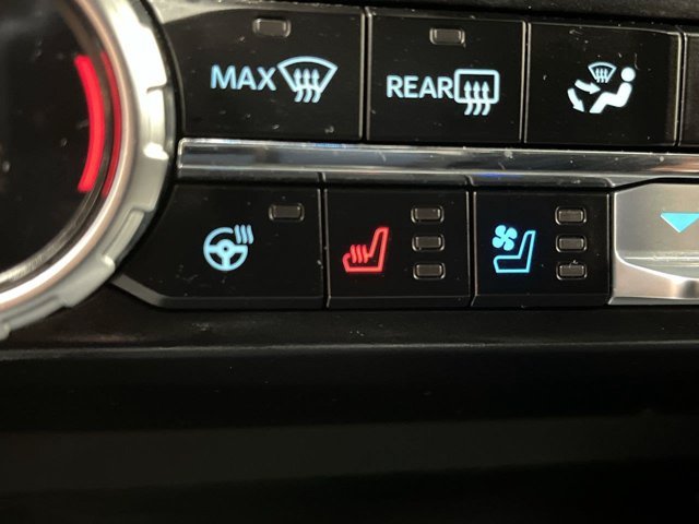 Used 2024 White Ford LARIAT image 28