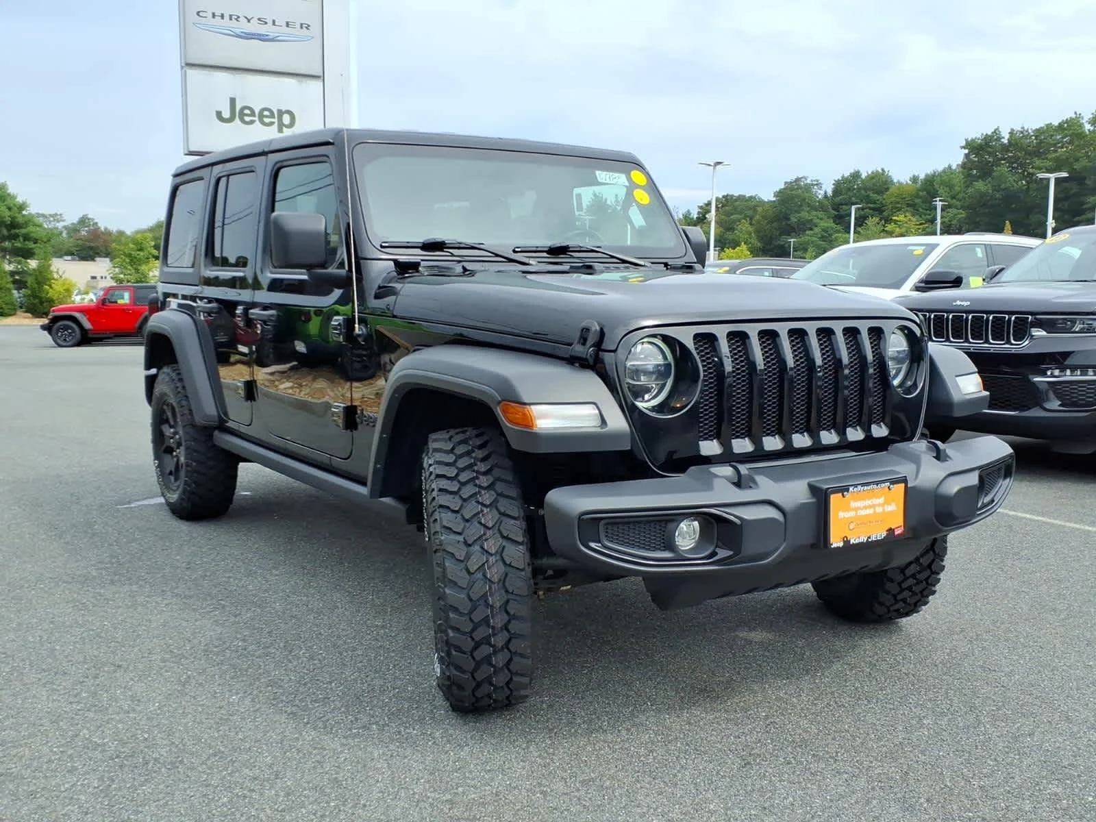 Certified Used 2022 Black Clearcoat Jeep Unlimited Willys image 5