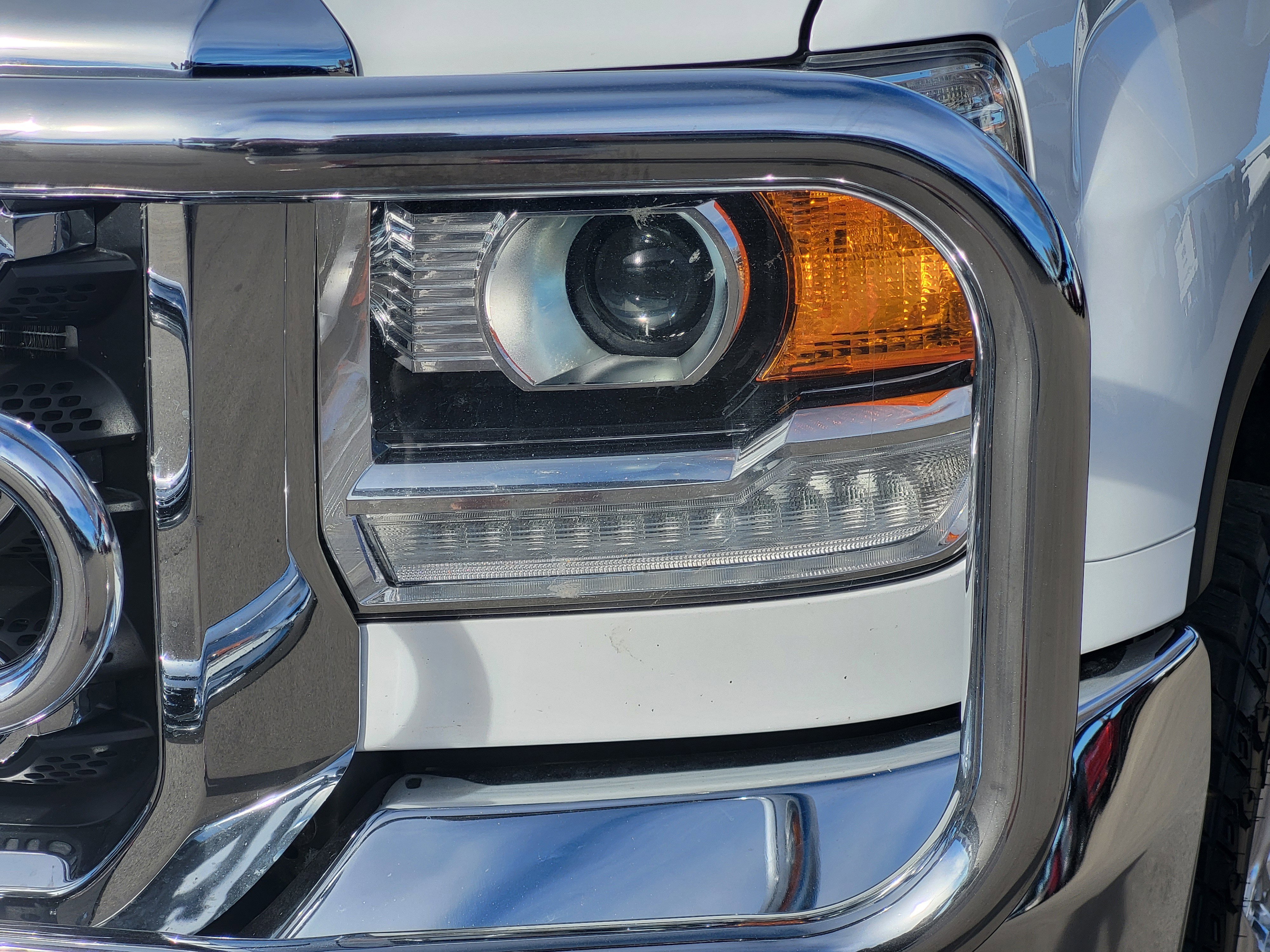 2019 GMC Sierra 2500HD SLT - Photo 8