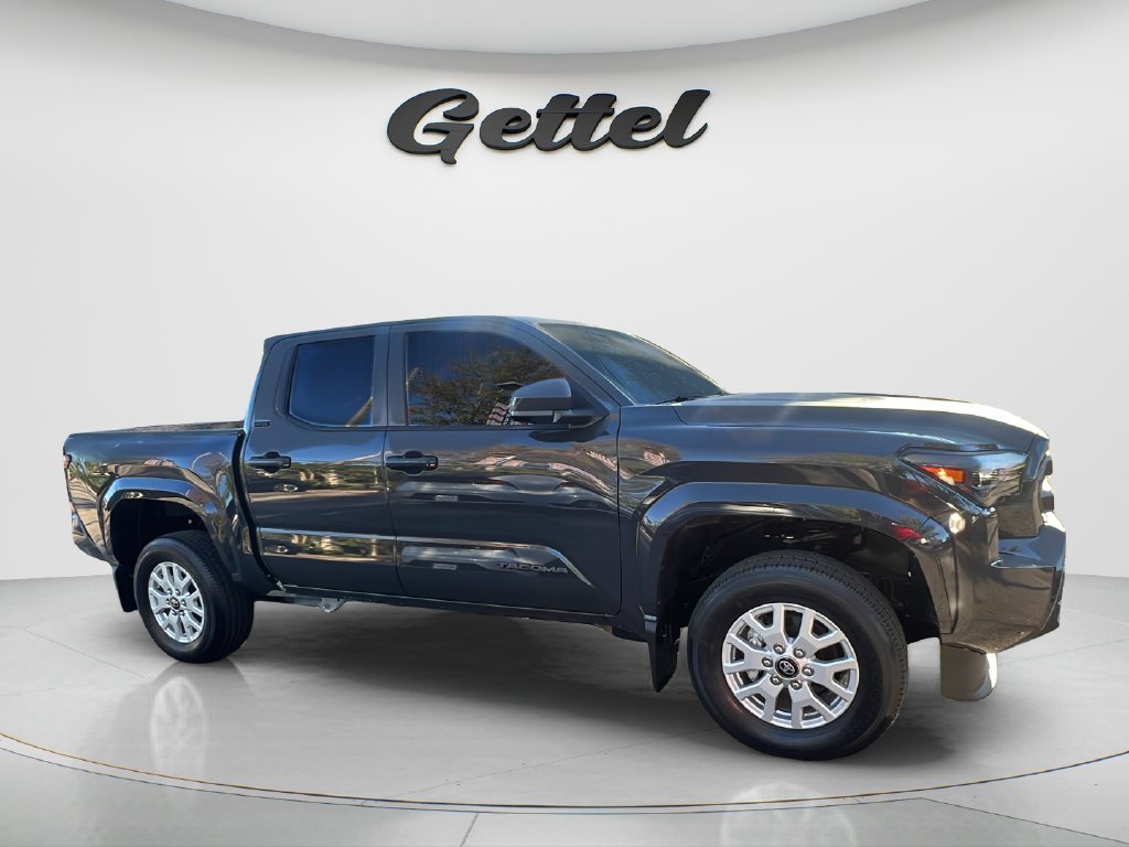 Used 2026  Toyota SR5 image 3