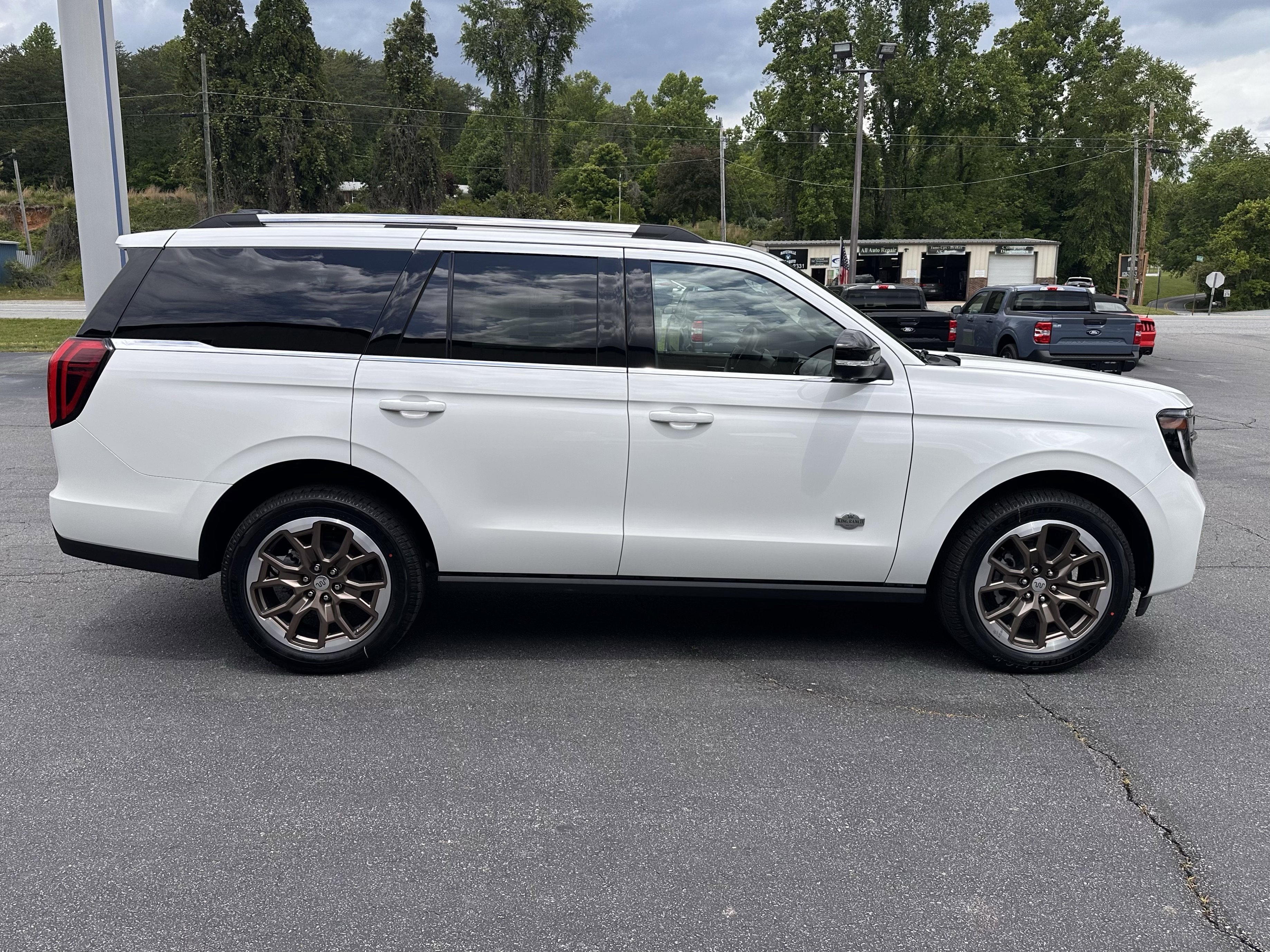 New 2026 Star White Metallic Tri-Coat Ford King Ranch® image 5