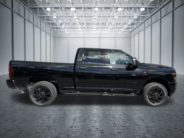 New 2026 Diamond Black Crystal Pearl-Coat Exterior Paint RAM Big Horn image 2
