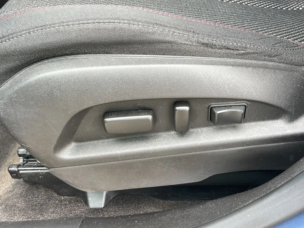 Used 2012 Blue Chevrolet LT image 33