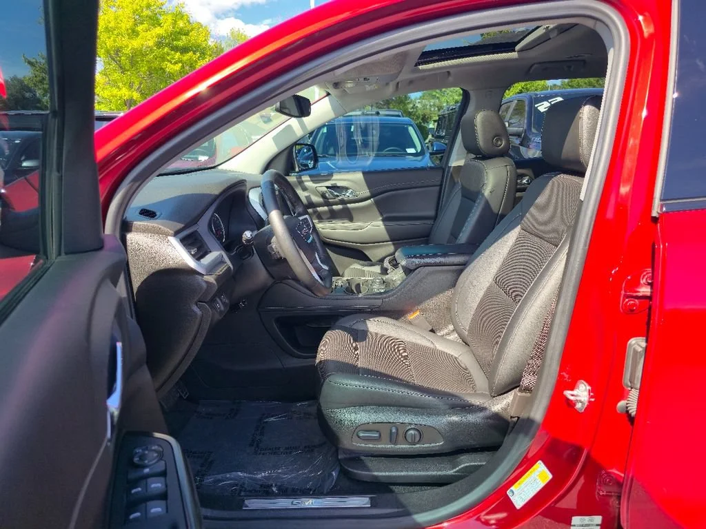 Certified Used 2023 VOLCANIC RED TINTCOAT GMC SLT image 22