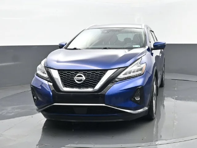 Used 2020 Deep Blue Pearl Nissan SL image 25