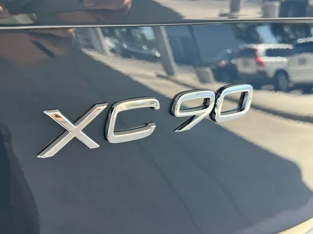 2025 Volvo XC90 Core - Photo 32